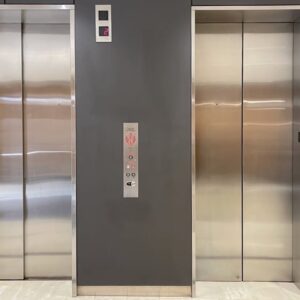 Thang máy bệnh viện 01